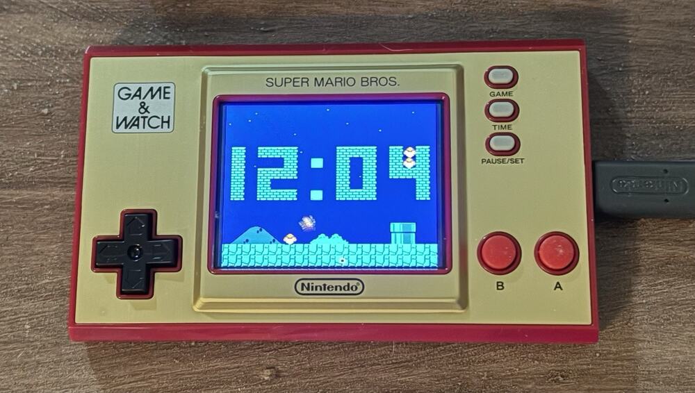 Nintendo Game and Watch Super Mario Bros Handheld 2020 35th Anniversary Edition